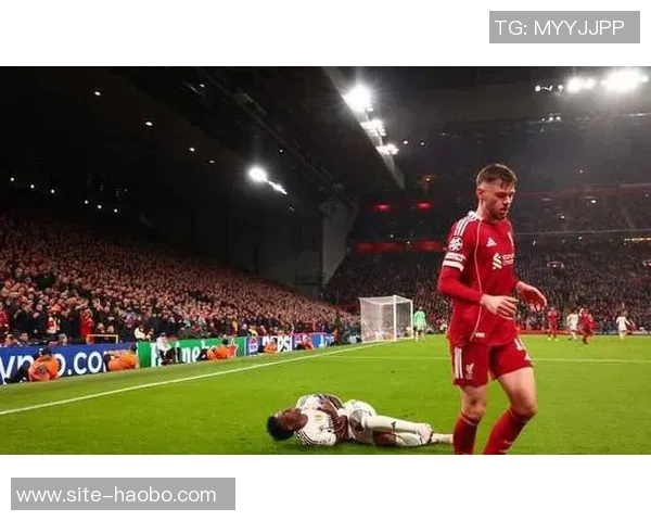 布拉德利与索博斯洛伊英超黄牌累积已达四张再吃一张将面临停赛风险